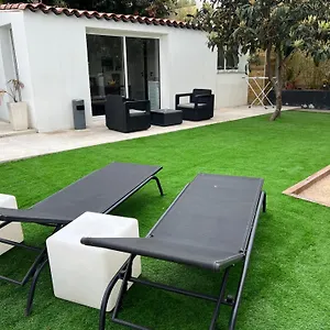 De Vacances Avec Jardin Privé Appartement